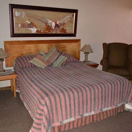 Jacaranda Lodge Polokwane Extérieur photo