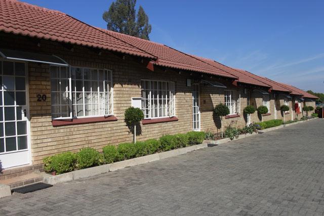 Jacaranda Lodge Polokwane Extérieur photo